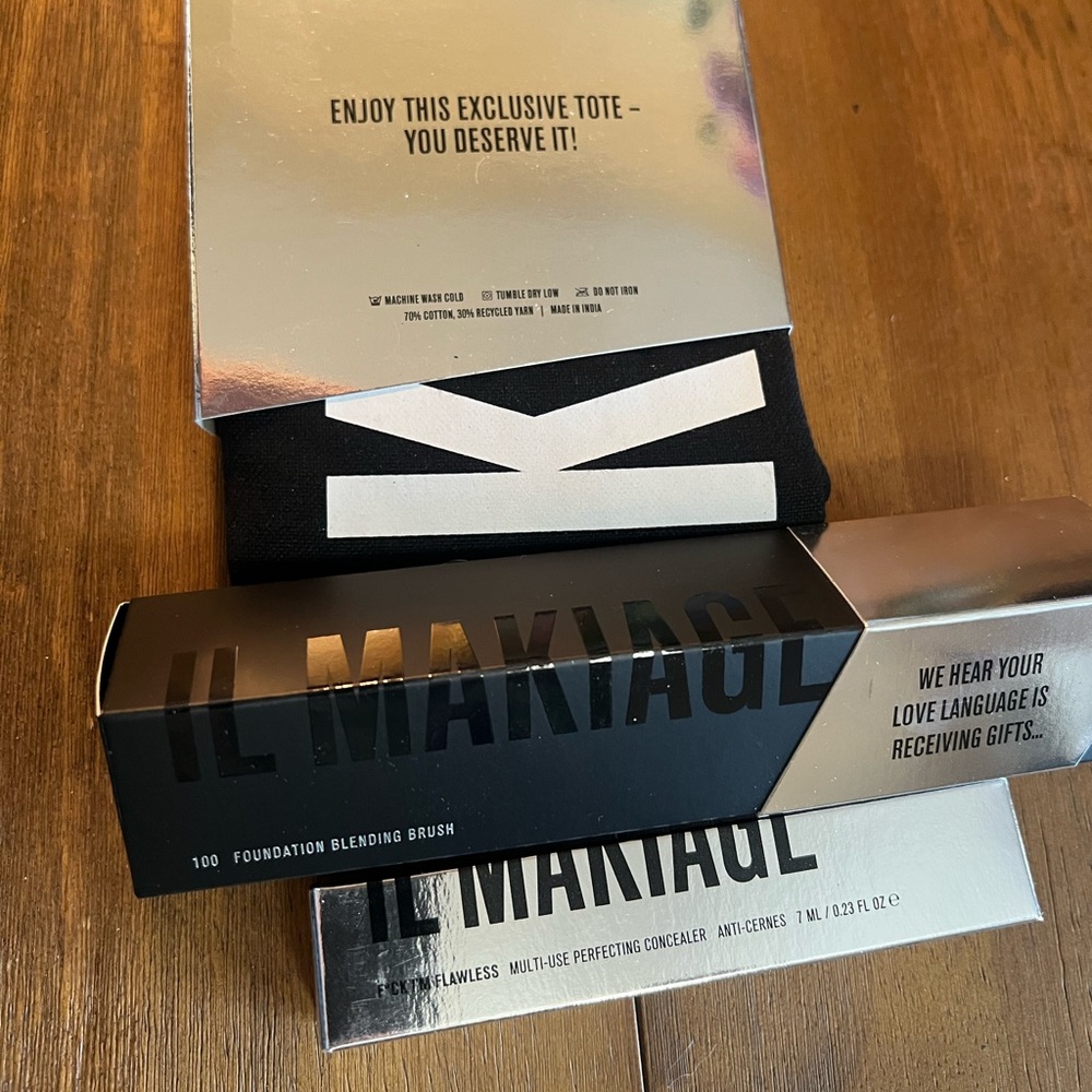 Il Makiage Bundle-New in package